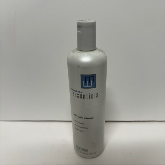 Matrix Essentials Simply Clean Shampoo 16 OZ HTF - Picture 1 of 4